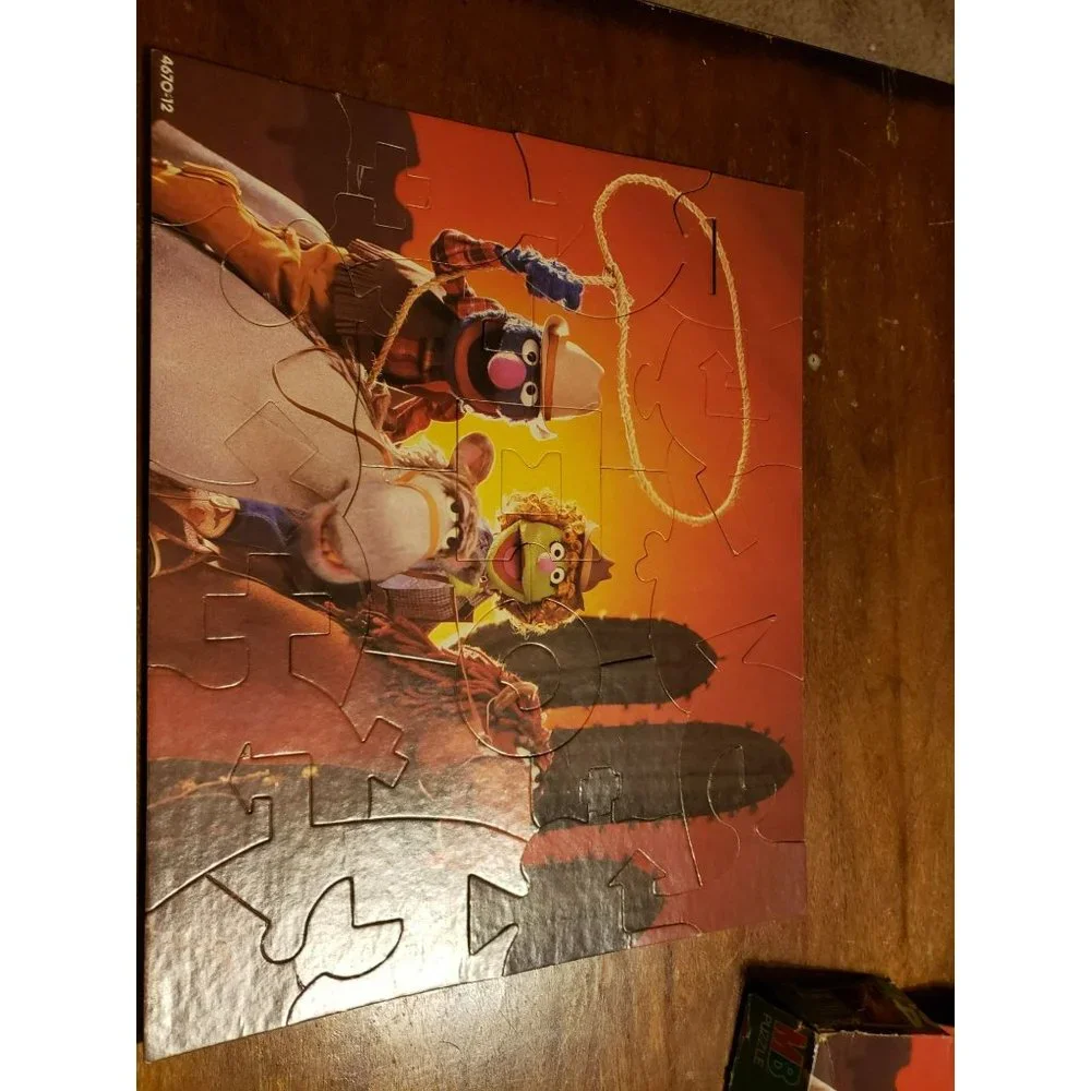 Milton Bradley Vintage Sesame Street Muppets 24 Piece Gonzo‎ Puzzle